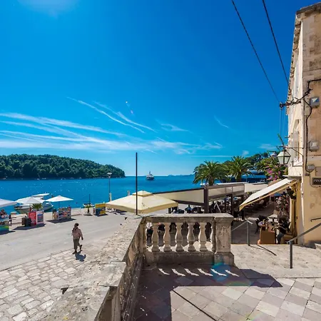 La Porta 2, Seaview In The Center *