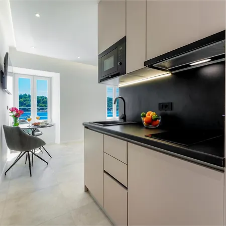 La Porta 2, Seaview In The Center * 察夫塔特